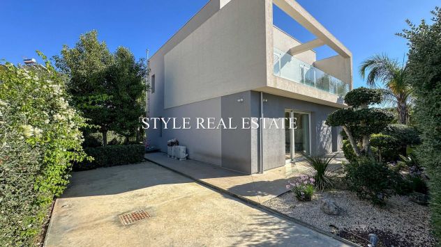 casa indipendente in vendita a Siracusa in zona Isola / Plemmirio