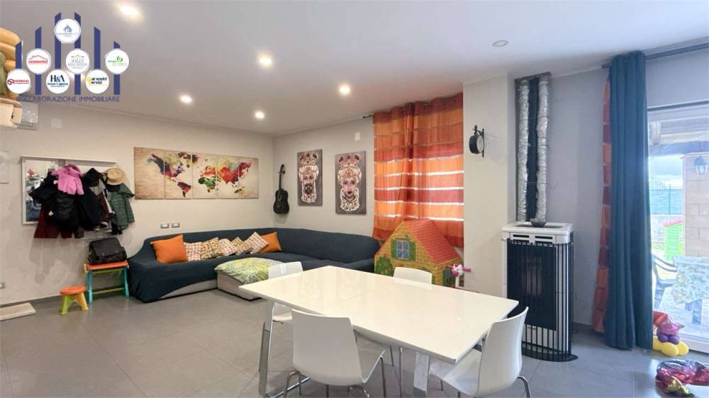 casa indipendente in vendita a Siracusa in zona Isola / Plemmirio