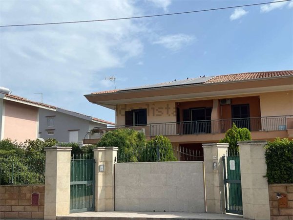 casa indipendente in vendita a Siracusa in zona Epipoli