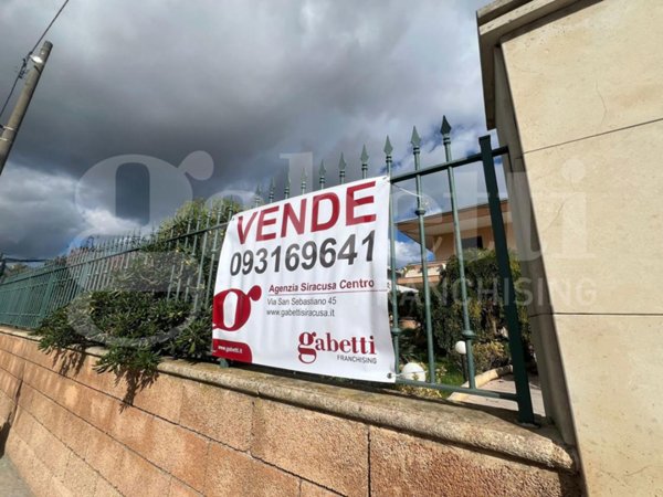 casa indipendente in vendita a Siracusa in zona Epipoli