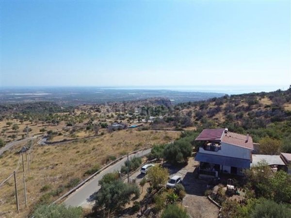 casa indipendente in vendita a Siracusa in zona Cassibile