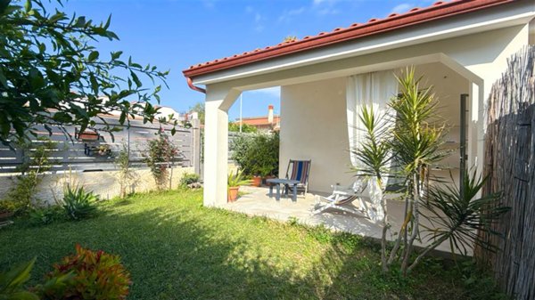 appartamento in vendita a Siracusa in zona Arenella