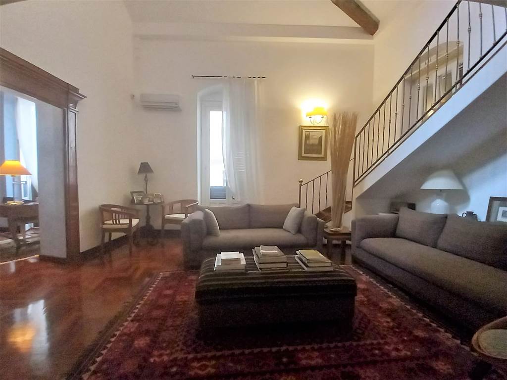 appartamento in vendita a Siracusa in zona Isola Ortigia