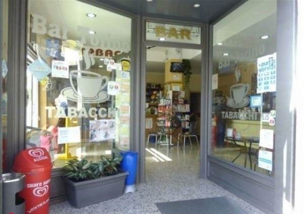 negozio in vendita a Siracusa in zona Borgata