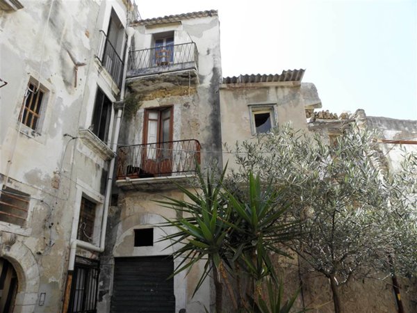appartamento in vendita a Siracusa in zona Isola Ortigia