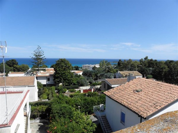 appartamento in vendita a Siracusa in zona Fontane Bianche