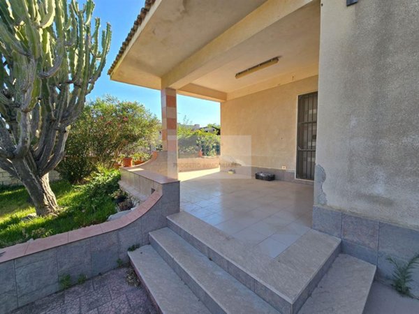casa indipendente in vendita a Siracusa in zona Isola / Plemmirio