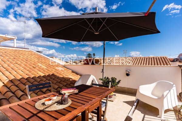 casa semindipendente in vendita a Siracusa in zona Isola Ortigia