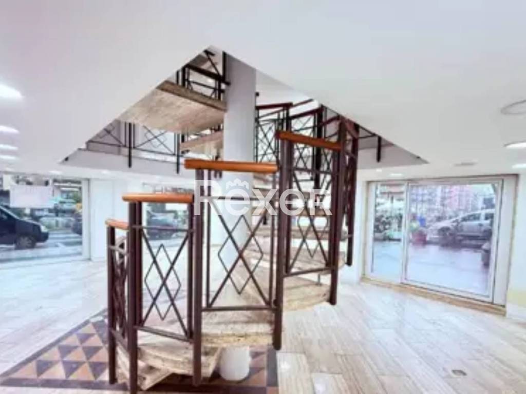 negozio in vendita a Siracusa