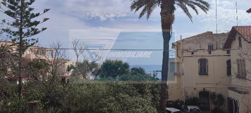 appartamento in vendita a Siracusa in zona Borgata