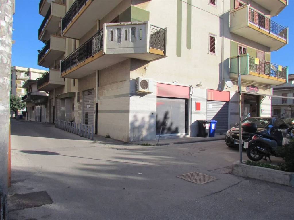 negozio in vendita a Siracusa