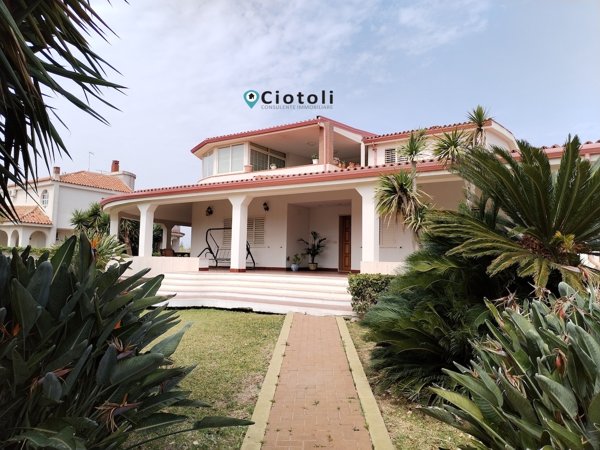 casa indipendente in vendita a Siracusa in zona Isola / Plemmirio