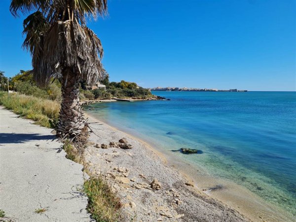 appartamento in vendita a Siracusa in zona Isola / Plemmirio