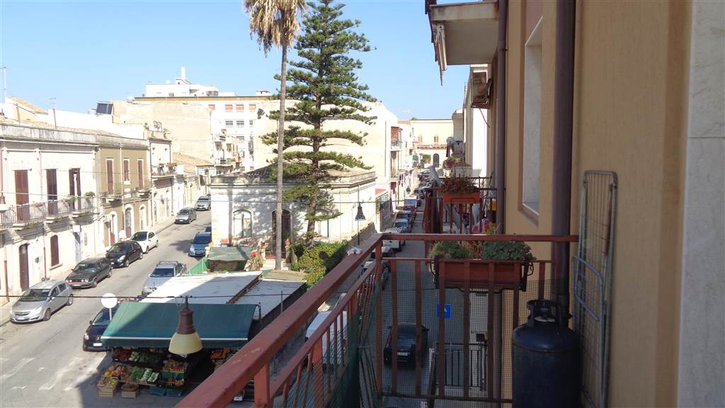 appartamento in vendita a Siracusa in zona Borgata