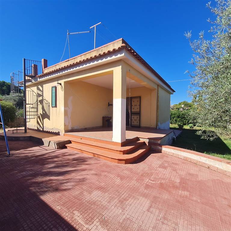 appartamento in vendita a Siracusa in zona Fontane Bianche