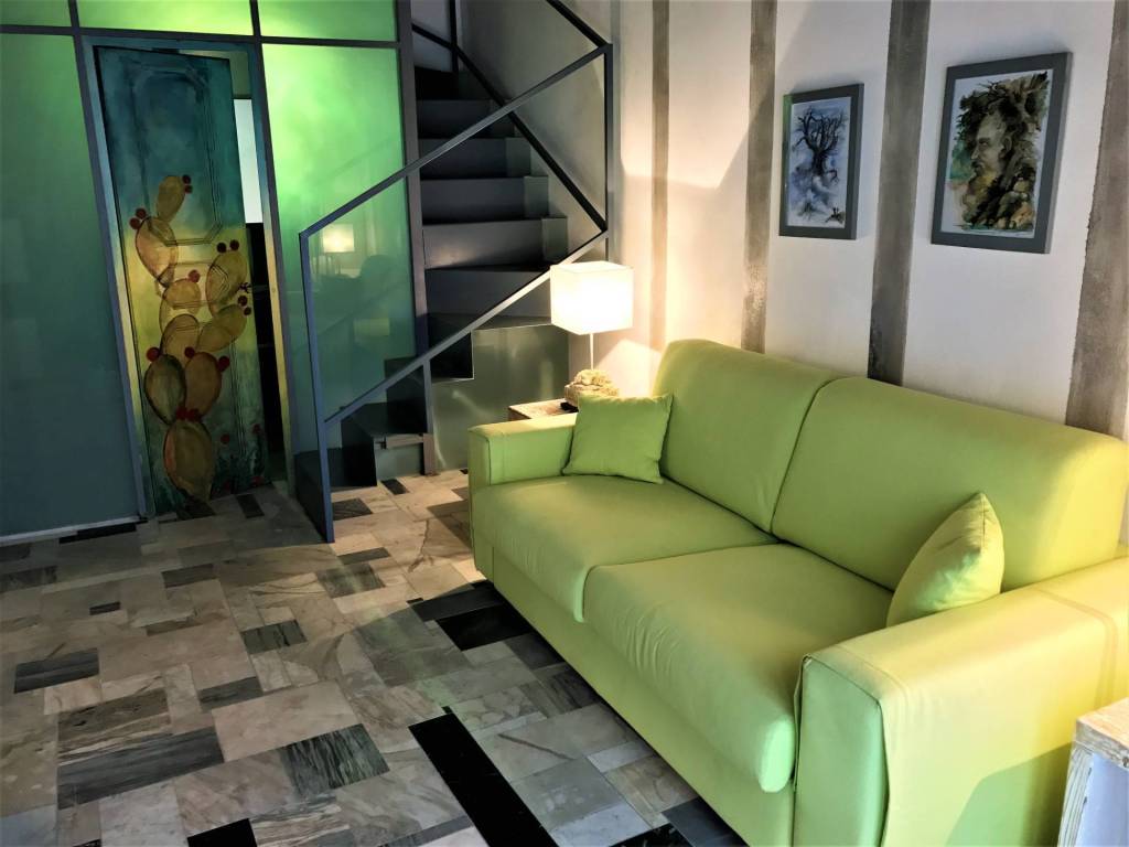 casa indipendente in vendita a Siracusa in zona Isola Ortigia