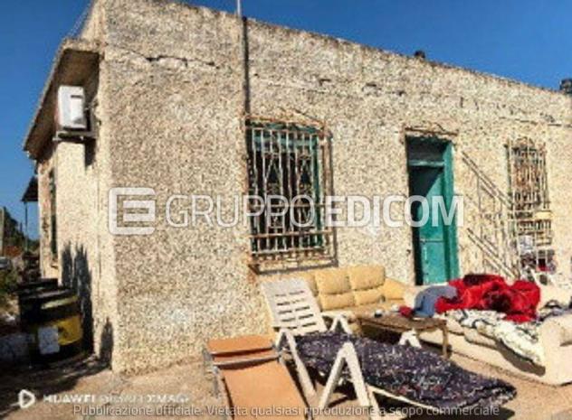 casa indipendente in vendita a Siracusa in zona Fontane Bianche