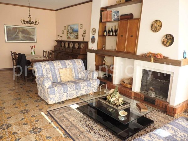 appartamento in vendita a Siracusa in zona Borgata