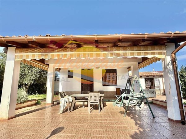 casa indipendente in vendita a Siracusa in zona Cassibile