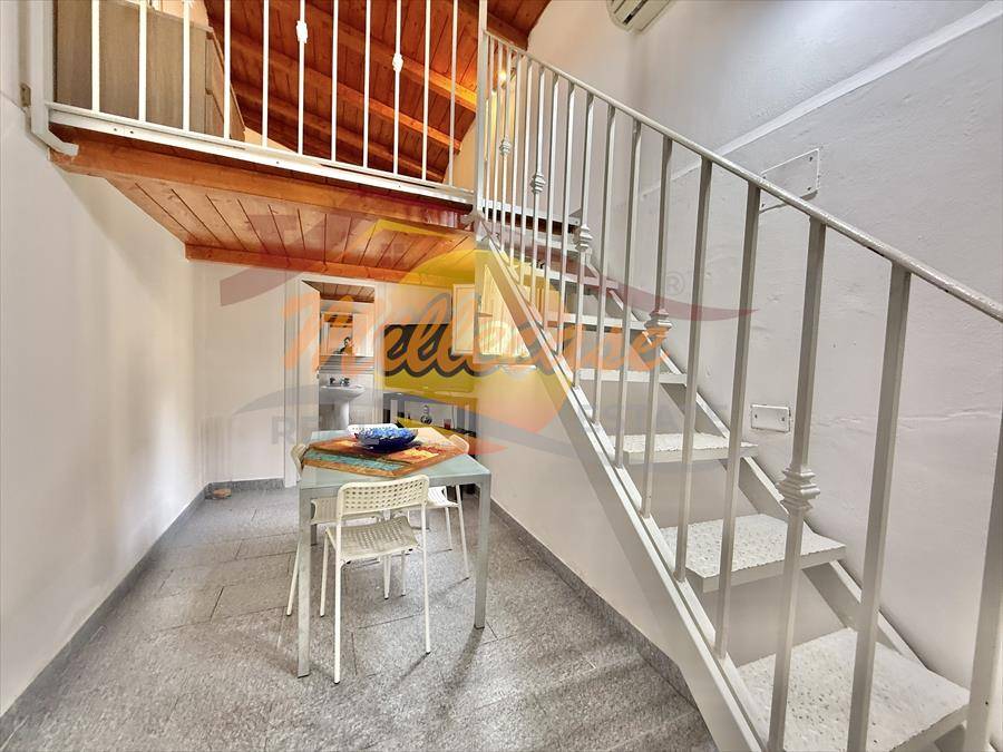 appartamento in vendita a Siracusa in zona Borgata