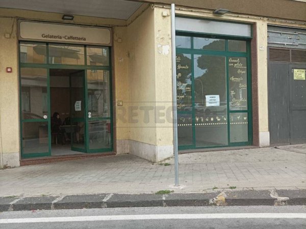 negozio in vendita a Siracusa in zona Centro Città