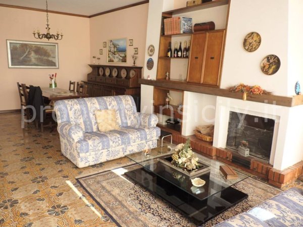 appartamento in vendita a Siracusa in zona Borgata