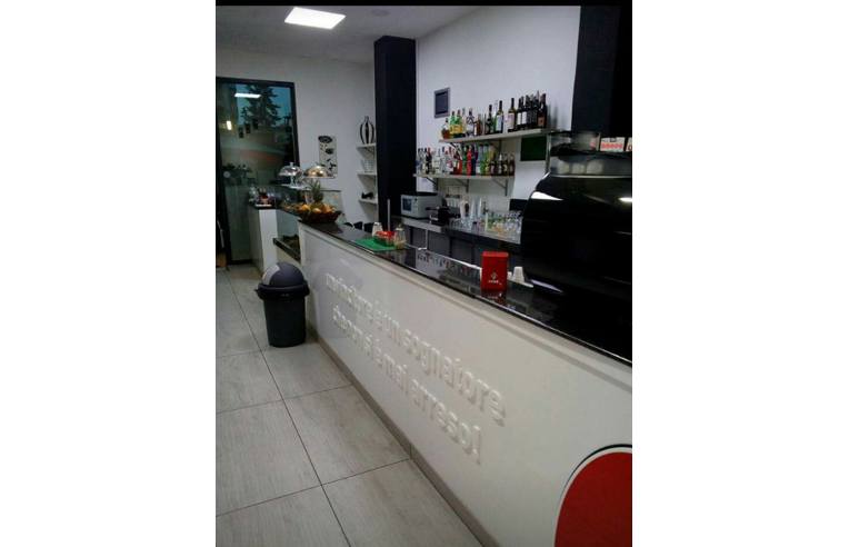 negozio in vendita a Siracusa in zona Centro Città