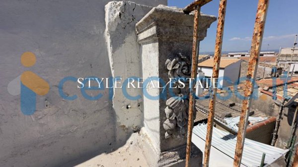 appartamento in vendita a Siracusa in zona Isola Ortigia