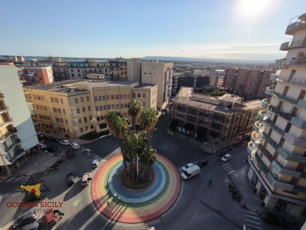 appartamento in vendita a Siracusa in zona Centro Città