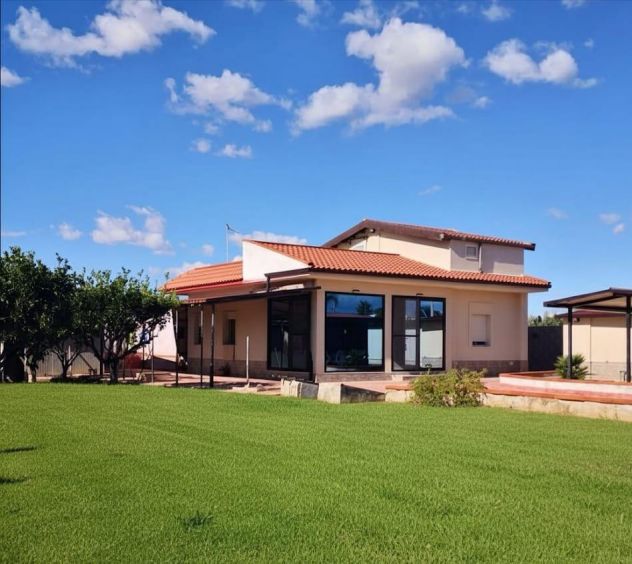 casa indipendente in vendita a Siracusa in zona Isola / Plemmirio