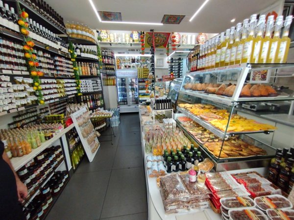 negozio in vendita a Siracusa in zona Centro Città