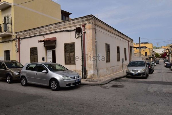 appartamento in vendita a Siracusa in zona Borgata