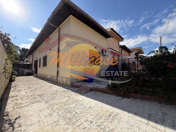 casa indipendente in vendita a Siracusa in zona Scala Greca