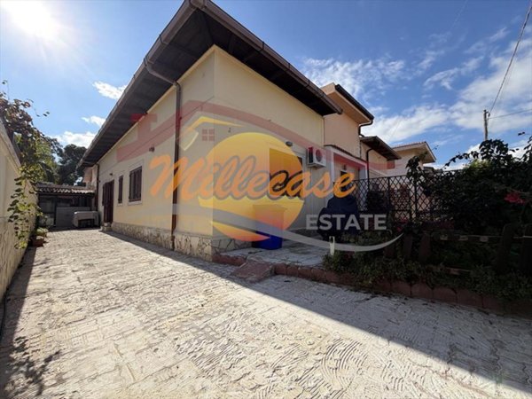 casa indipendente in vendita a Siracusa in zona Scala Greca