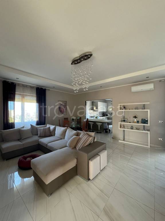 appartamento in vendita a Siracusa in zona Grottasanta