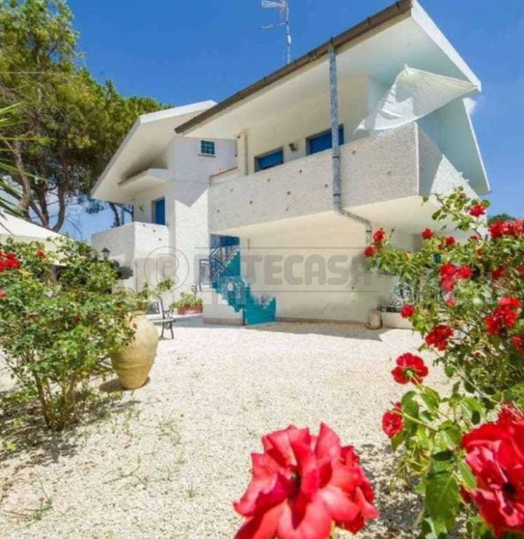 villa in vendita a Siracusa in zona Fontane Bianche