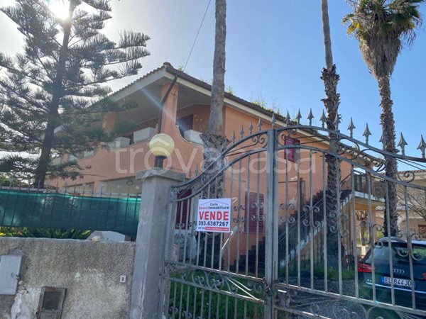 casa indipendente in vendita a Siracusa in zona Arenella