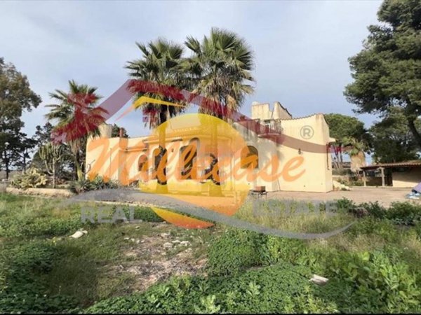 casa indipendente in vendita a Siracusa in zona Isola / Plemmirio