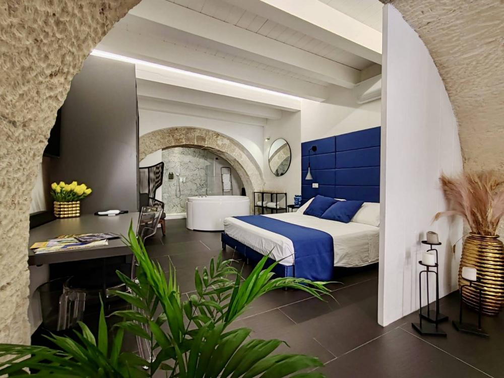 casa indipendente in vendita a Siracusa in zona Isola Ortigia