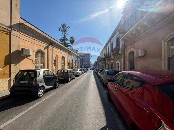 appartamento in vendita a Siracusa in zona Borgata