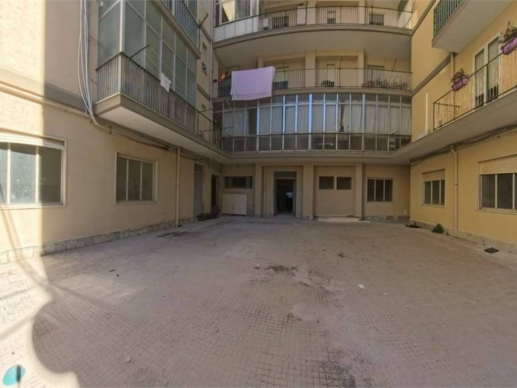 appartamento in vendita a Siracusa in zona Grottasanta