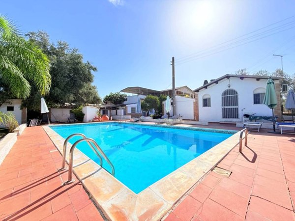 casa indipendente in vendita a Siracusa in zona Ognina