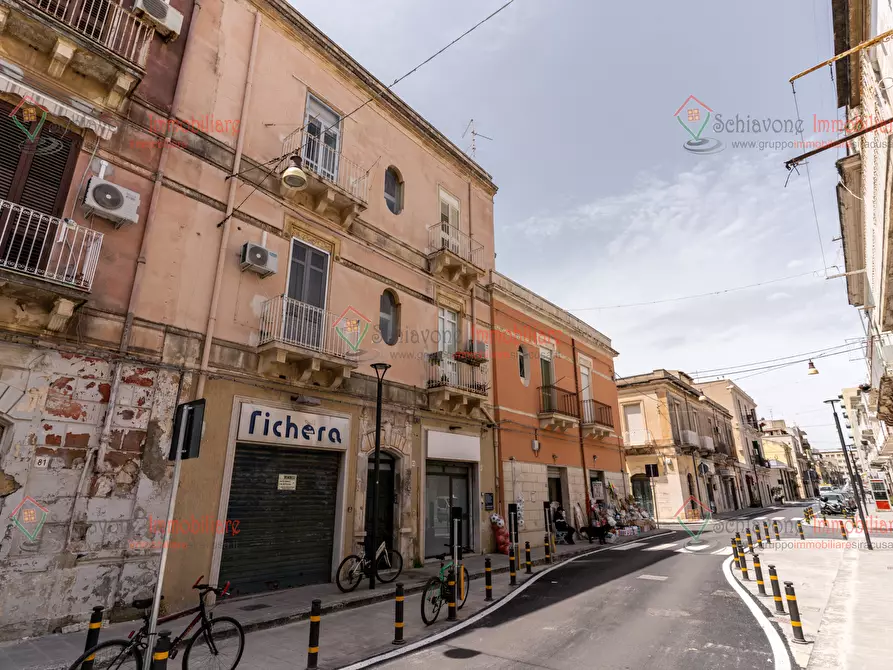 locale commerciale in vendita a Siracusa in zona Borgata