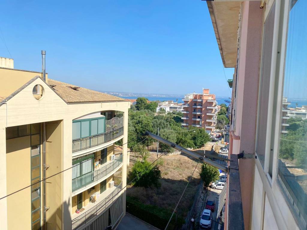 appartamento in vendita a Siracusa in zona Scala Greca