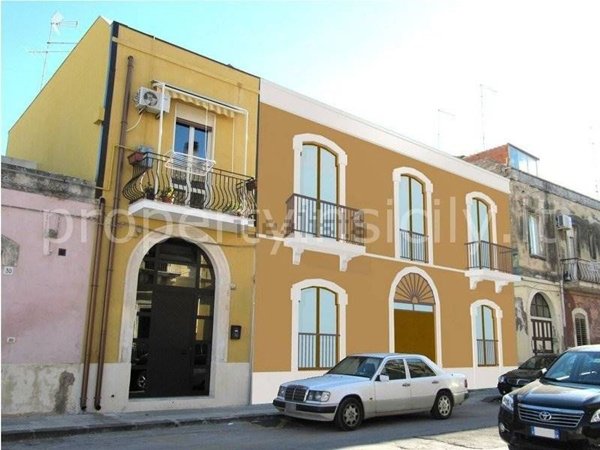 appartamento in vendita a Siracusa in zona Borgata