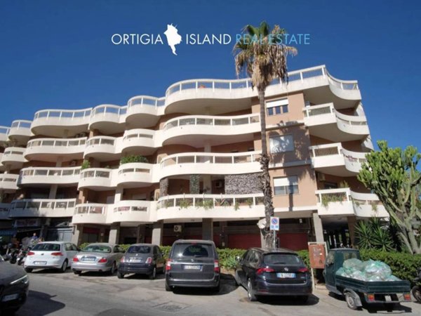 appartamento in vendita a Siracusa in zona Scala Greca