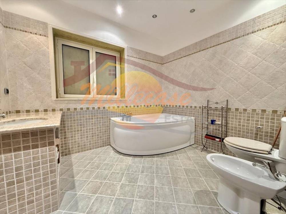 appartamento in vendita a Siracusa in zona Epipoli