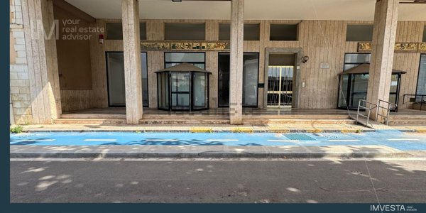 locale commerciale in vendita a Siracusa