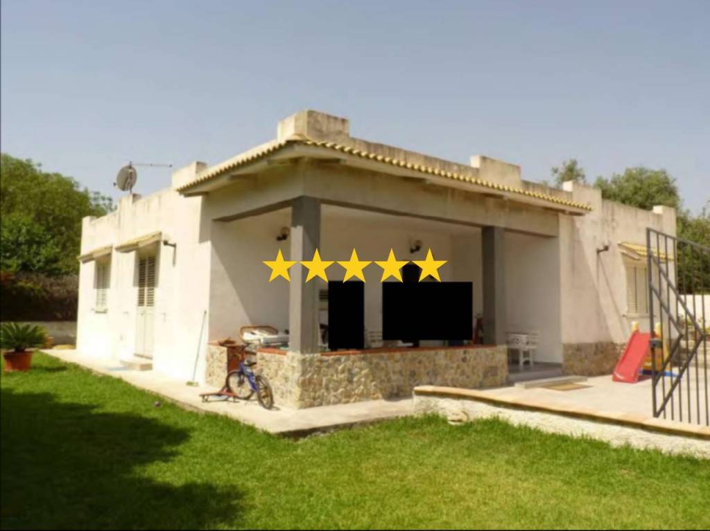 casa indipendente in vendita a Siracusa in zona Arenella