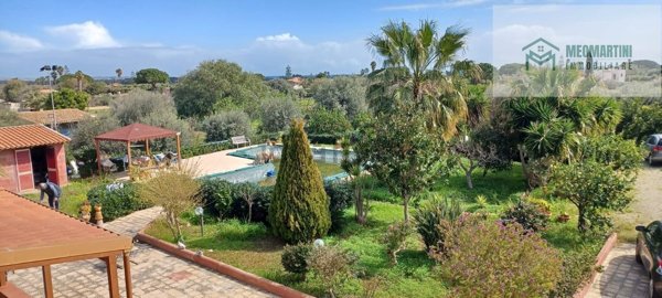 casa indipendente in vendita a Siracusa in zona Fontane Bianche